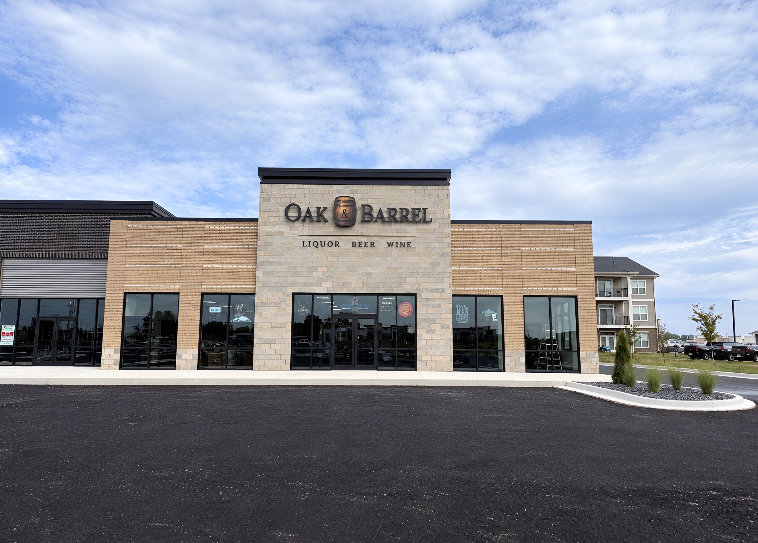 Oak & Barrel Liquors storefront at 1523 Florida Court, Evansville, Indiana